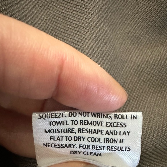 Eileen Fisher Bone Brown Cardigan Sweater made of silk and cotton, size XL. - Picture 7 of 7